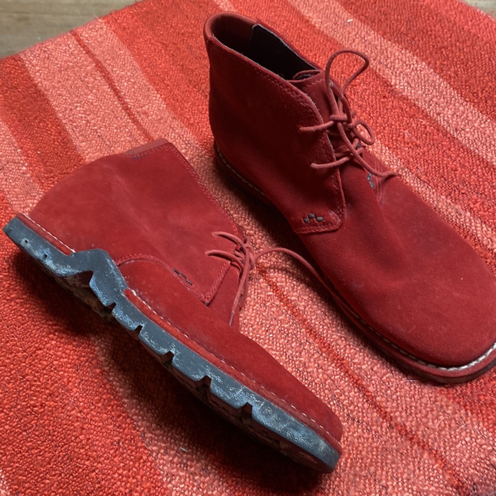 COLE HAAN WATERPROOF SUEDE BOOTS SZ 8